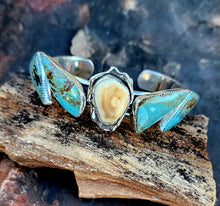 Load image into Gallery viewer, Wapiti and Turquoise Row Cuff
