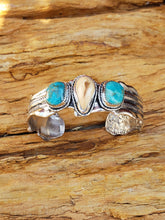 Load image into Gallery viewer, Ivory Gallery - click to view all pieces