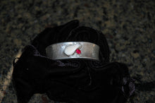 Load image into Gallery viewer, Ivory Gallery - click to view all pieces