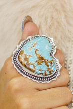 Load image into Gallery viewer, Number 8 Turquoise Heart Ring
