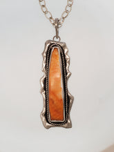 Load image into Gallery viewer, Natural Spiny Oyster Pendant
