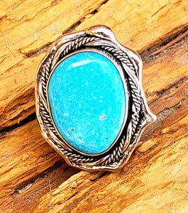 Beautiful Blue Kingman Turquoise Ring