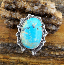 Load image into Gallery viewer, Beautiful Light Blue Kingman Turquoise Ring
